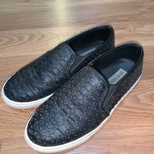 Black Steve Madden slip on
